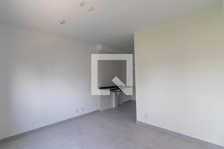 Sala e quarto de kitnet/studio à venda com 1 quarto, 24m² em Vila Olímpia, São Paulo