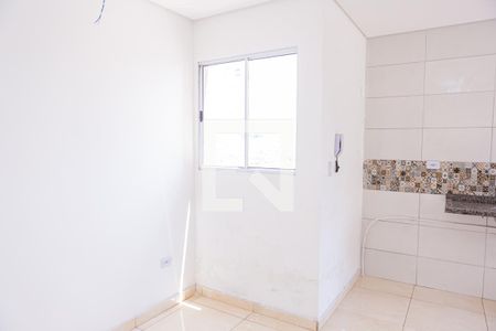 Sala e Cozinha de apartamento à venda com 2 quartos, 45m² em Vila Nhocuné, São Paulo