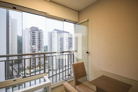 Varanda de kitnet/studio à venda com 1 quarto, 47m² em Vila Andrade, São Paulo