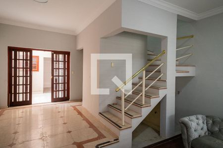 Sala de casa para alugar com 5 quartos, 214m² em Jardim do Mar, São Bernardo do Campo