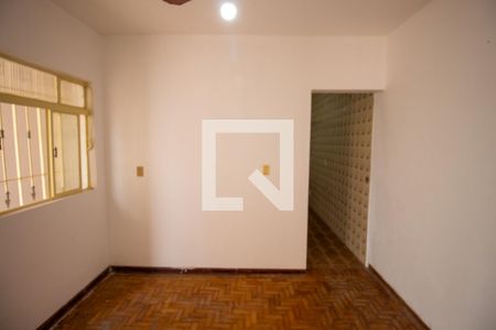 Sala de casa à venda com 3 quartos, 350m² em Limoeiro, São Paulo