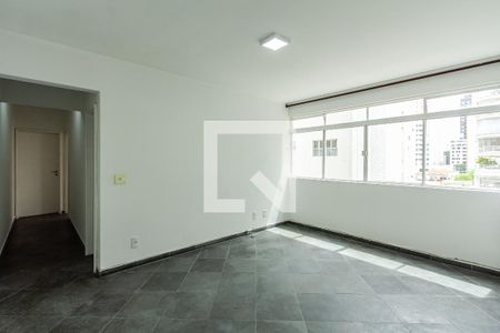 Sala de apartamento à venda com 2 quartos, 67m² em Itaim Bibi, São Paulo