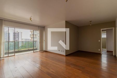 Apartamento para alugar com 135m², 3 quartos e 2 vagasSala