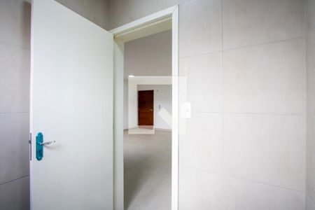 Banheiro de apartamento para alugar com 1 quarto, 40m² em Vila Linda, Santo André