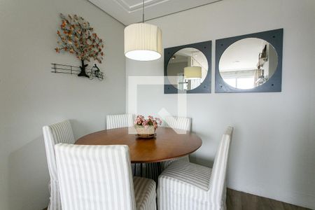 Sala - Mesa e Cadeiras de apartamento para alugar com 2 quartos, 50m² em Penha de França, São Paulo