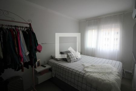 Quarto 1 de apartamento à venda com 2 quartos, 53m² em Fátima, Canoas