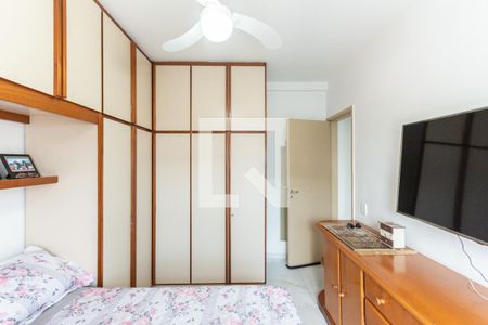 Quarto 1 de apartamento à venda com 2 quartos, 75m² em Grajau, Rio de Janeiro