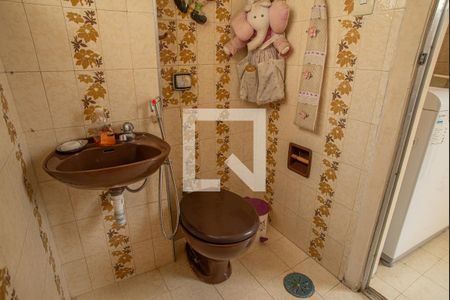 Apartamento para alugar com 279m², 4 quartos e 1 vaga Apartamento para alugar com 279m², 4 quartos e 1 vagaBanheiro de Serviço