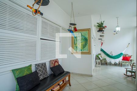 Apartamento para alugar com 279m², 4 quartos e 1 vaga Apartamento para alugar com 279m², 4 quartos e 1 vagaJardim de Inverno