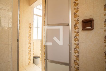 Apartamento para alugar com 279m², 4 quartos e 1 vaga Apartamento para alugar com 279m², 4 quartos e 1 vagaBanheiro de Serviço