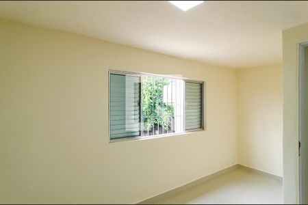 Quarto 2 de casa para alugar com 2 quartos, 70m² em Jabaquara, São Paulo