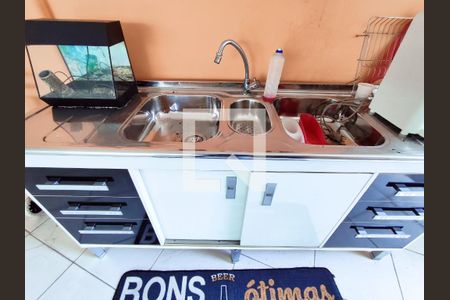 Casa à venda com 104m², 2 quartos e sem vaga Casa à venda com 104m², 2 quartos e sem vagaTerraço - Torneira