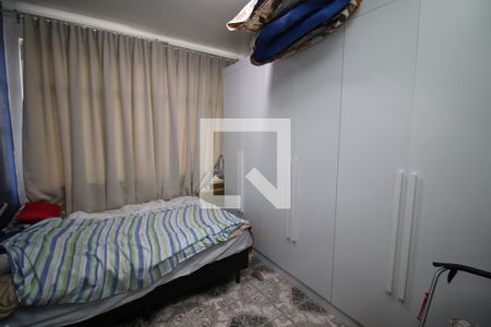 Quarto 1 de apartamento à venda com 3 quartos, 70m² em Olaria, Rio de Janeiro