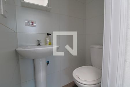 Lavabo de casa para alugar com 3 quartos, 156m² em Vila Gea, São Paulo