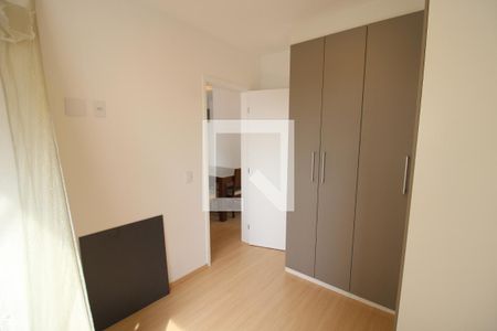 Quarto 1 de apartamento para alugar com 2 quartos, 35m² em Parque Vitoria, São Paulo