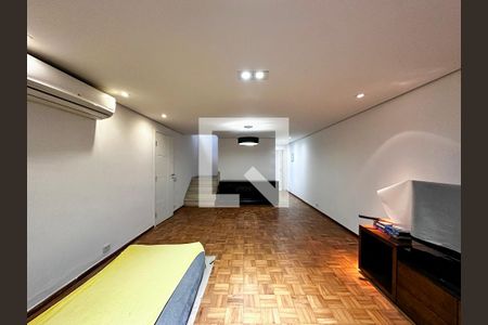 Sala de casa à venda com 3 quartos, 180m² em Brooklin Paulista, São Paulo