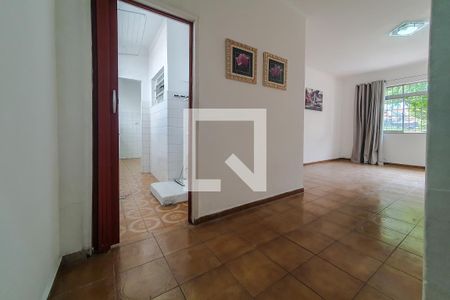 entrada de casa para alugar com 1 quarto, 60m² em Vila Firmiano Pinto, São Paulo