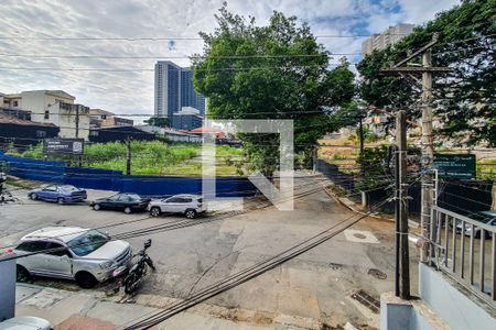 sala vista de casa para alugar com 1 quarto, 60m² em Vila Firmiano Pinto, São Paulo