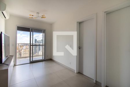 Sala de apartamento para alugar com 1 quarto, 40m² em Centro, Campinas