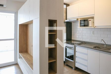 Sala de apartamento à venda com 2 quartos, 62m² em Vila Ipojuca, São Paulo