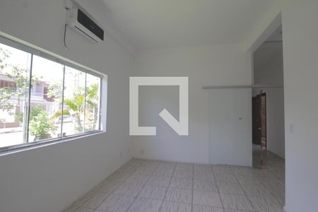 Suíte de casa à venda com 3 quartos, 118m² em Estância Velha, Canoas