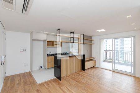 Sala de apartamento para alugar com 3 quartos, 85m² em Santo Amaro, São Paulo