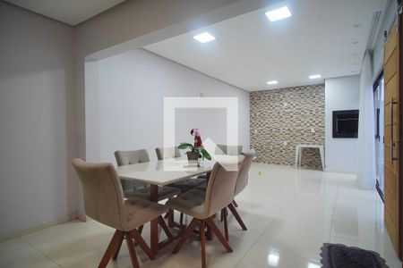 Sala de Jantar de casa à venda com 2 quartos, 160m² em Scharlau, São Leopoldo