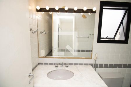 Banheiro 1, Cuba e espelho  de apartamento para alugar com 3 quartos, 78m² em Vila Olímpia, São Paulo