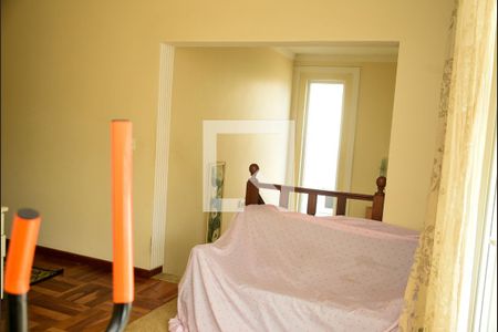 Casa de condomínio para alugar com 300m², 5 quartos e 4 vagas Casa de condomínio para alugar com 300m², 5 quartos e 4 vagasHall 2 Andar