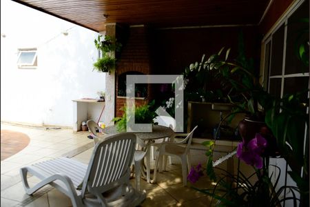 Casa de condomínio para alugar com 300m², 5 quartos e 4 vagas Casa de condomínio para alugar com 300m², 5 quartos e 4 vagasChurrasqueira