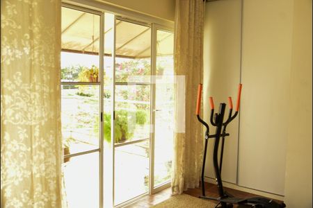 Casa de condomínio para alugar com 300m², 5 quartos e 4 vagas Casa de condomínio para alugar com 300m², 5 quartos e 4 vagasVista Hall 2 Andar