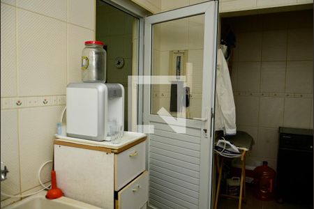 Casa de condomínio para alugar com 300m², 5 quartos e 4 vagas Casa de condomínio para alugar com 300m², 5 quartos e 4 vagasLavanderia