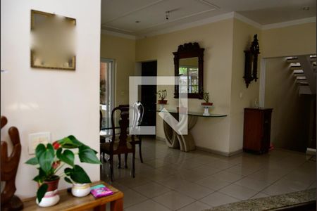 Sala de casa de condomínio para alugar com 5 quartos, 300m² em Jardim Residencial Parque da Floresta, Sumaré