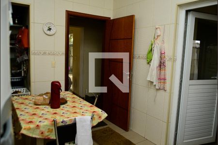 Casa de condomínio para alugar com 300m², 5 quartos e 4 vagas Casa de condomínio para alugar com 300m², 5 quartos e 4 vagasCozinha