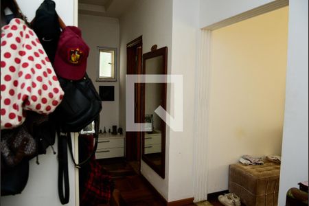 Casa de condomínio para alugar com 300m², 5 quartos e 4 vagas Casa de condomínio para alugar com 300m², 5 quartos e 4 vagasSuíte Térreo