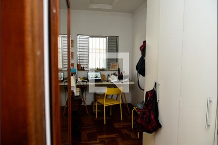 Casa de condomínio para alugar com 300m², 5 quartos e 4 vagas