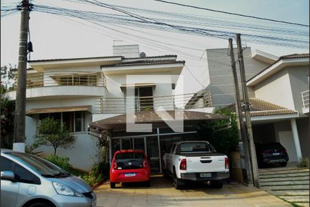 Casa de condomínio para alugar com 300m², 5 quartos e 4 vagas Casa de condomínio para alugar com 300m², 5 quartos e 4 vagasFachada