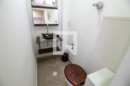 Lavabo de apartamento para alugar com 2 quartos, 67m² em Jardim das Acácias, São Paulo