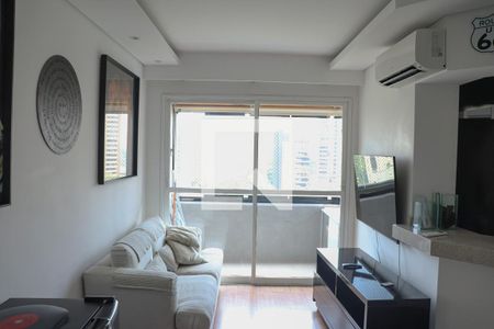 Sala de apartamento para alugar com 1 quarto, 42m² em Vila Suzana, São Paulo