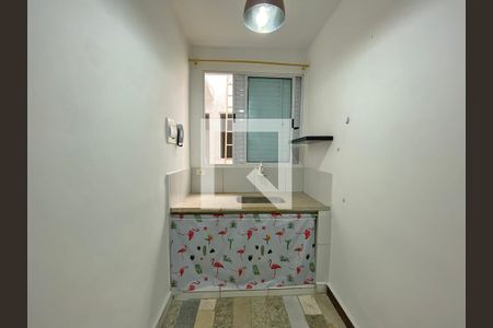 Casa à venda com 500m², 8 quartos e sem vaga Casa à venda com 500m², 8 quartos e sem vagaKitnet 2