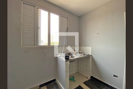 Casa à venda com 500m², 8 quartos e sem vaga Casa à venda com 500m², 8 quartos e sem vagaKitnet 8