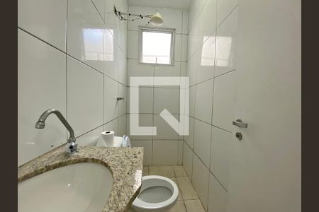 Casa à venda com 500m², 8 quartos e sem vaga Casa à venda com 500m², 8 quartos e sem vagaBanheiro da Kitnet 3