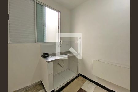 Casa à venda com 500m², 8 quartos e sem vaga Casa à venda com 500m², 8 quartos e sem vagaKitnet 4