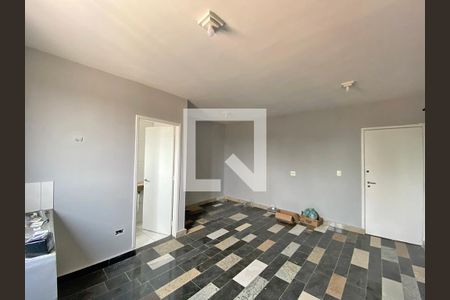 Casa à venda com 500m², 8 quartos e sem vaga Casa à venda com 500m², 8 quartos e sem vagaKitnet 8