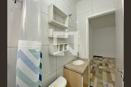 Casa à venda com 500m², 8 quartos e sem vaga Casa à venda com 500m², 8 quartos e sem vagaBanheiro da Kitnet 2