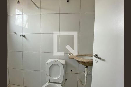 Casa à venda com 500m², 8 quartos e sem vaga Casa à venda com 500m², 8 quartos e sem vagaBanheiro da Kitnet 8