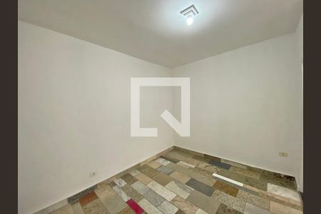 Casa à venda com 500m², 8 quartos e sem vaga Casa à venda com 500m², 8 quartos e sem vagaKitnet 3