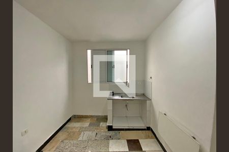 Casa à venda com 500m², 8 quartos e sem vaga Casa à venda com 500m², 8 quartos e sem vagaKitnet 4