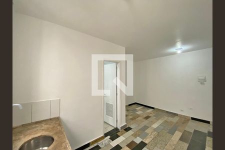 Casa à venda com 500m², 8 quartos e sem vaga Casa à venda com 500m², 8 quartos e sem vagaKitnet 6