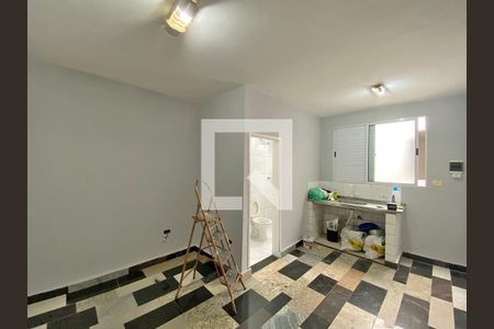 Casa à venda com 500m², 8 quartos e sem vaga Casa à venda com 500m², 8 quartos e sem vagaKitnet 7